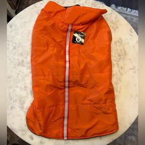 Fleece lined dog coat. Size large. NWT